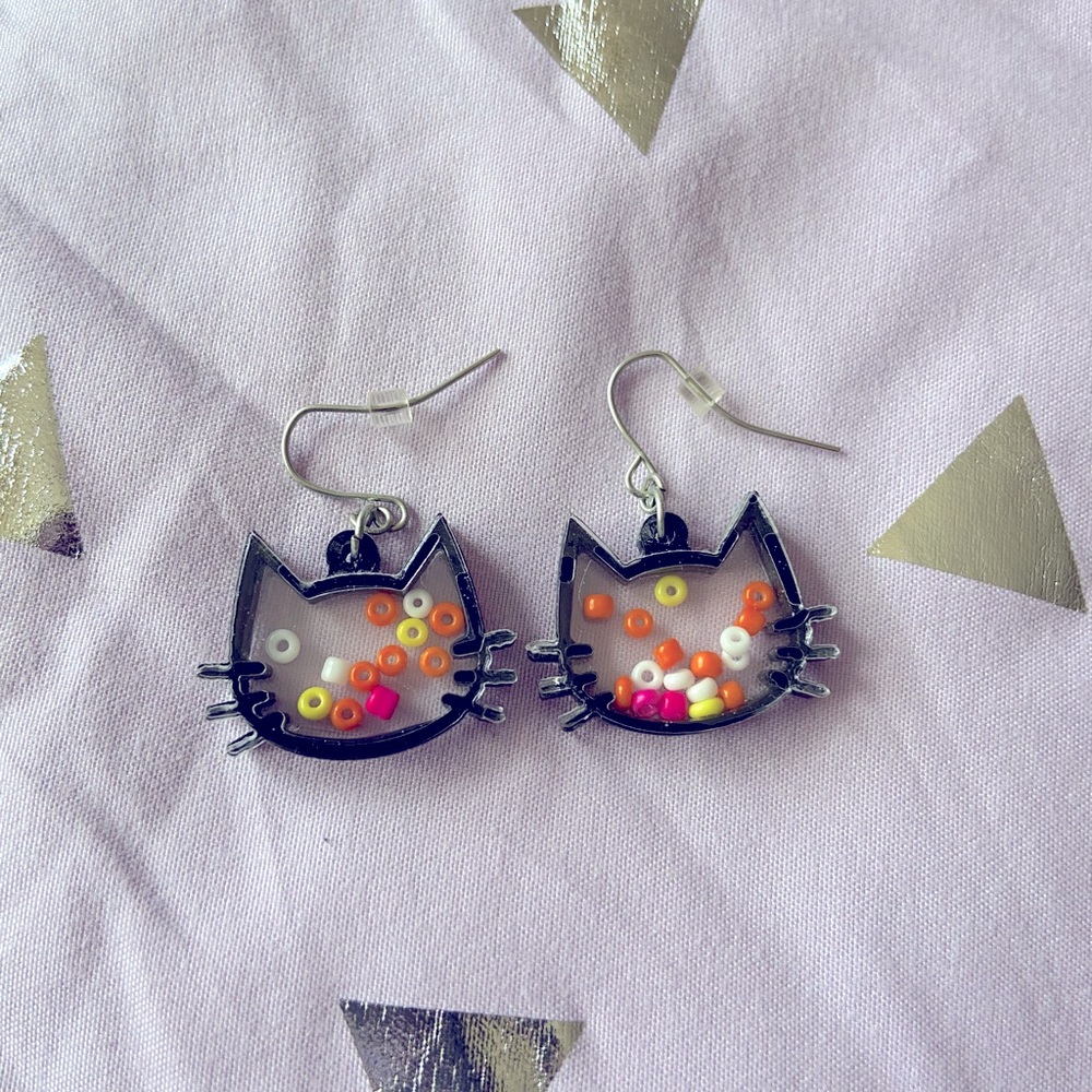 Kitty cat earrings